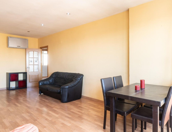 Piso en venta en  Playa Granada , Motril photo 4