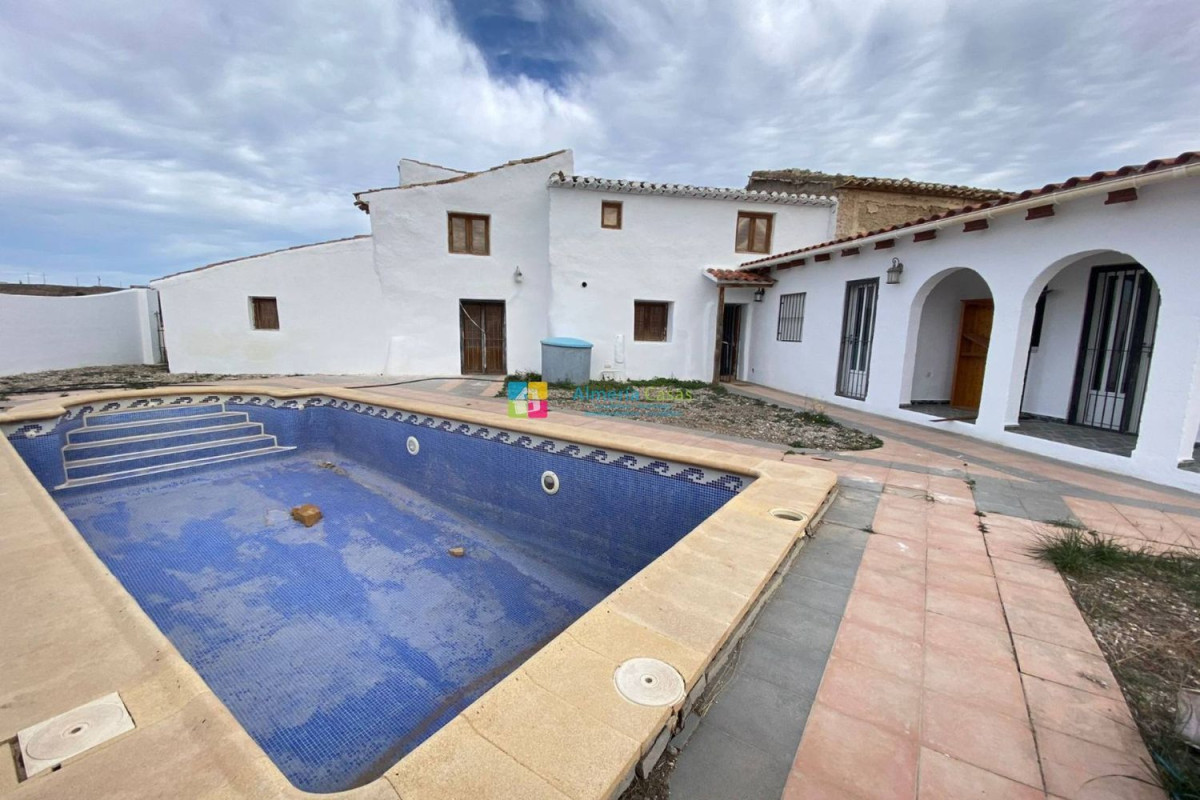 Venta de chalet adosado en , Albox photo 2