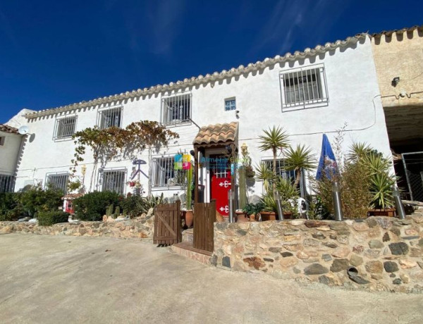Chalet pareado en venta en Oria photo 1