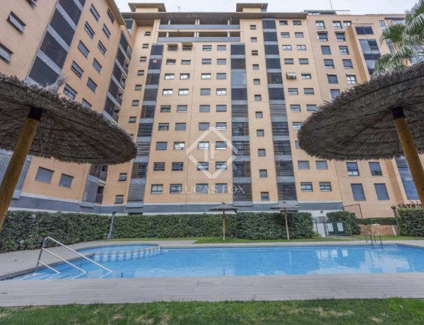 Продажа квартиры в  Camins al Grau , València photo 1