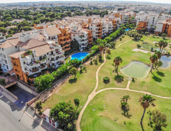 First floor for sale in Calle Marejadilla, Torrevieja thumbnail 1