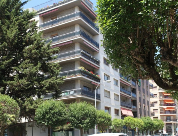 Piso en venta en Travesía San Juan Bosco, 7, Pamplona/Iruña thumbnail 1