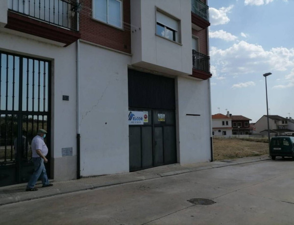 Local en venta en calle Independencia, 66 -76 photo 1