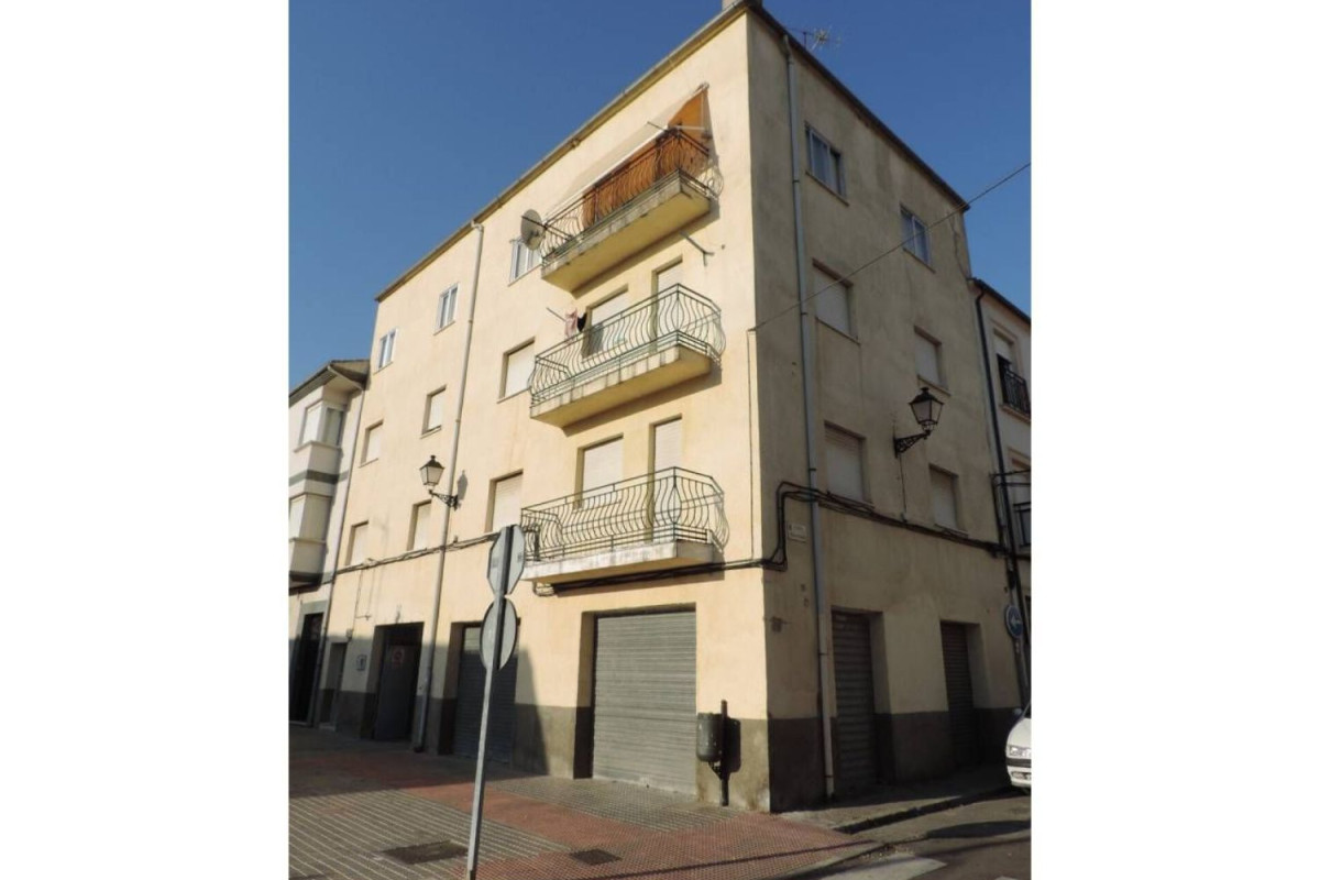 Properties for sale and rent in Spain photo 1
