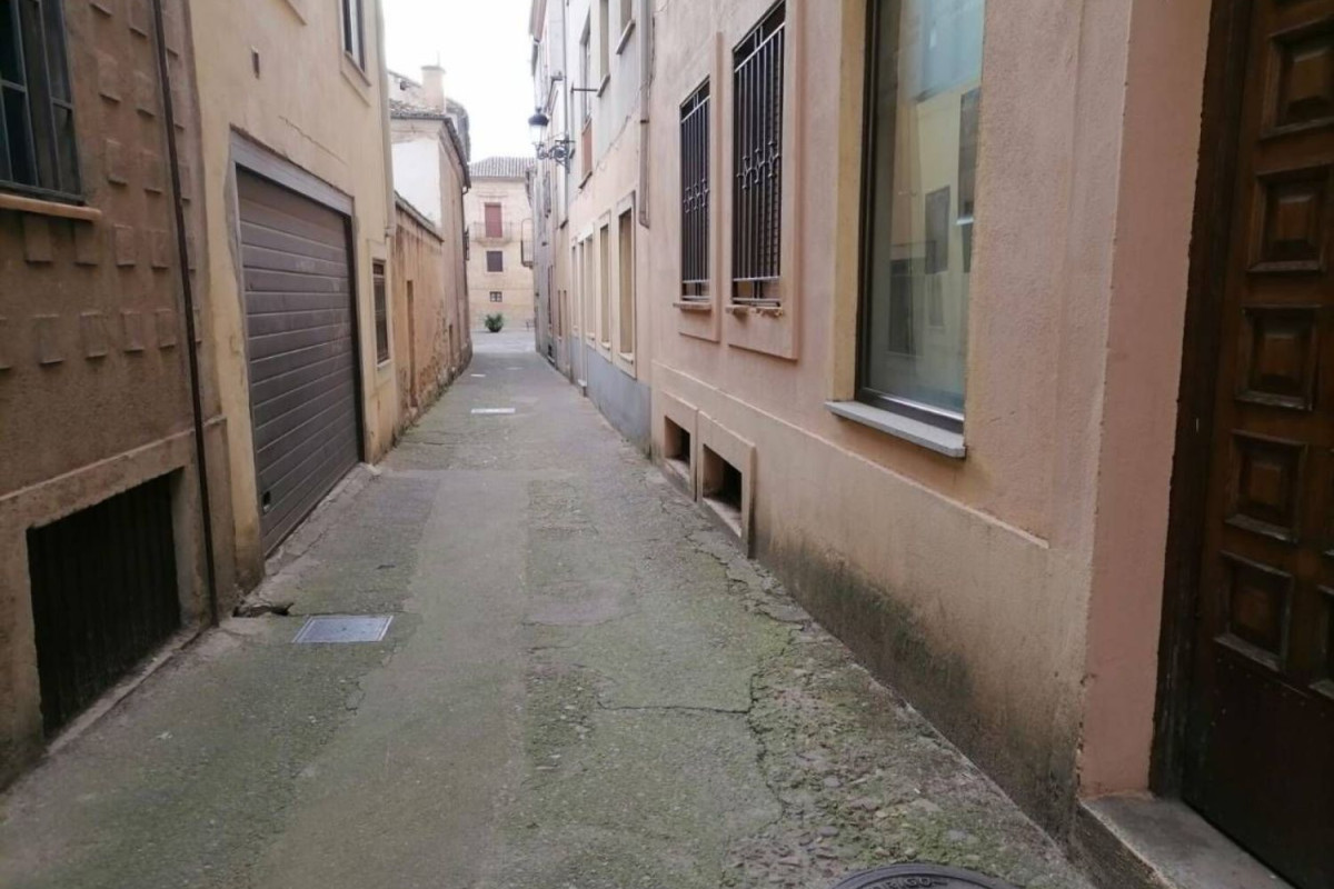 Properties for sale and rent in Spain photo 1