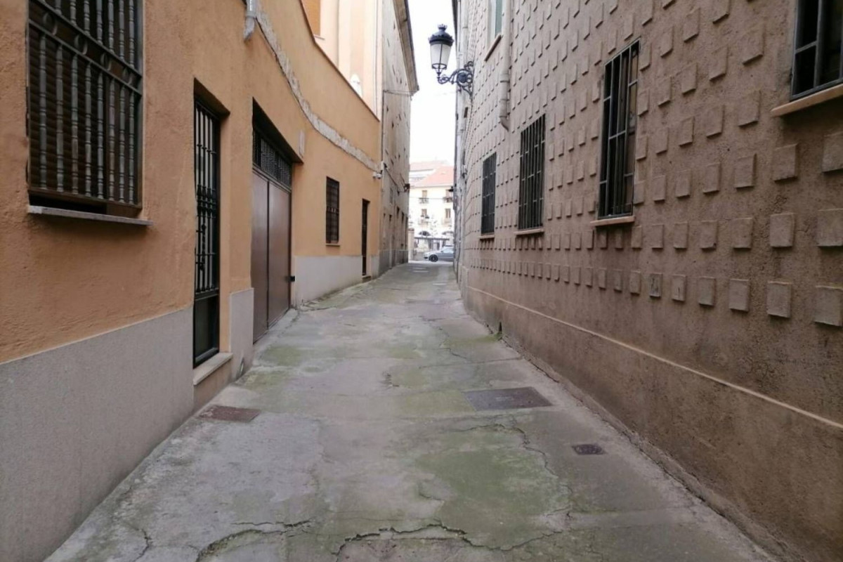 Properties for sale and rent in Spain photo 3