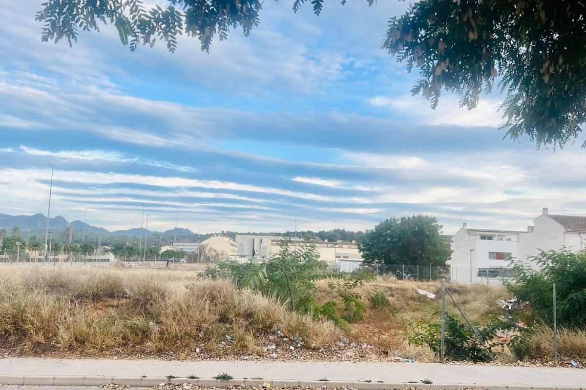 Terreno en venta en Carcaixent, Valencia photo 5