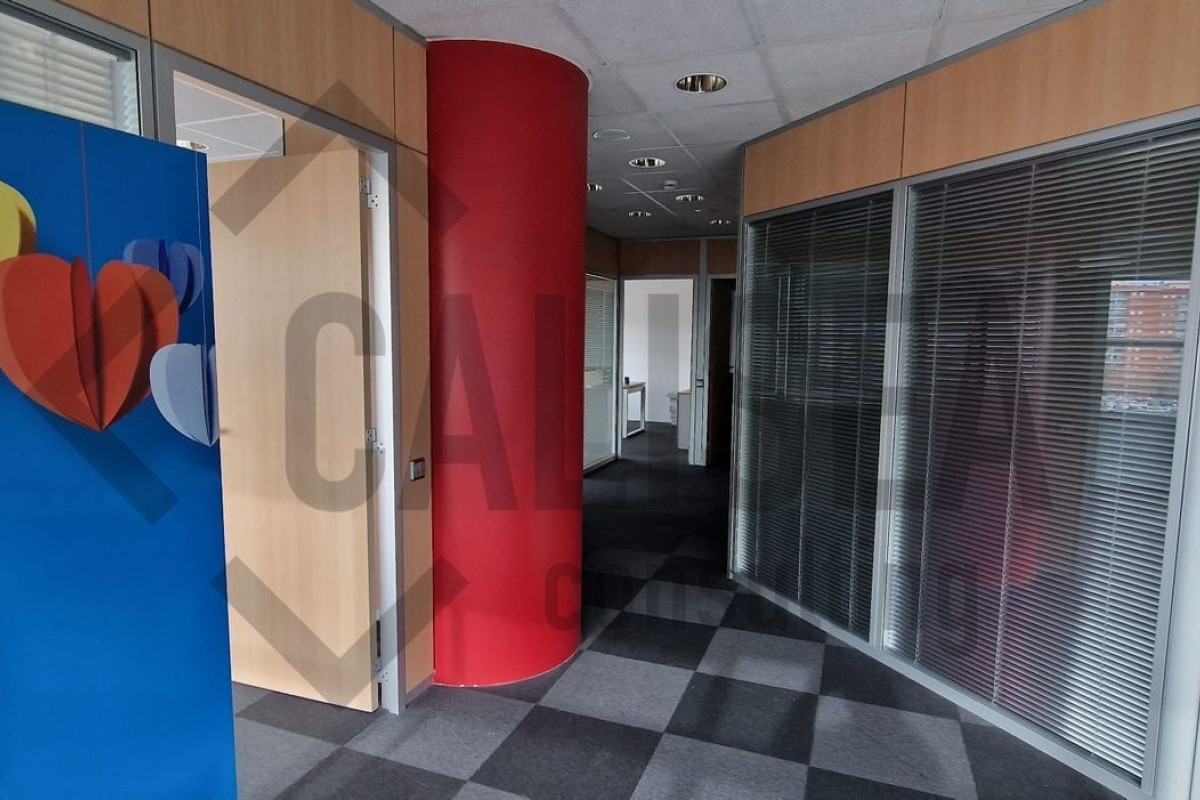 Office sale in Francesc Macià, 60 , Sabadell photo 5
