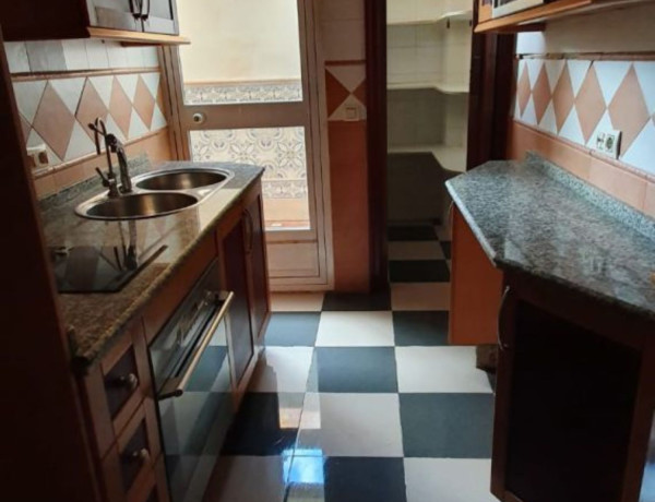 Продажа квартиры в , Los Villares photo 2
