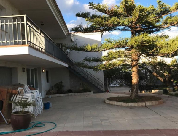 Chalet independiente en venta en  Calle Font d'Andara, 20, Alcanar photo 4