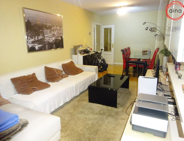 Piso en alquiler en , Huarte photo 1