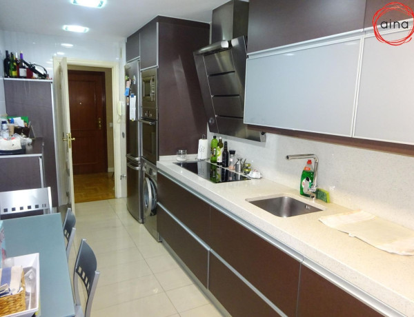 Piso en alquiler en , Huarte photo 4