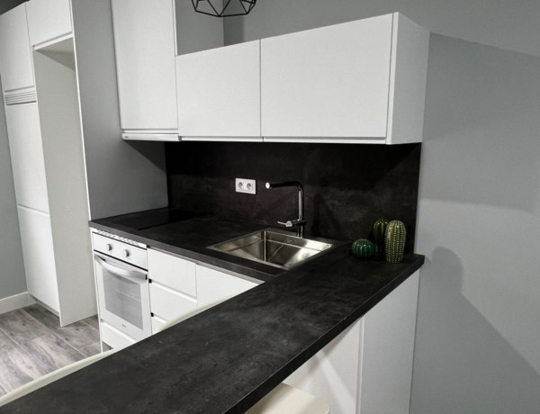 First floor for sale in Calle de Castilla, 23, Pinto photo 1