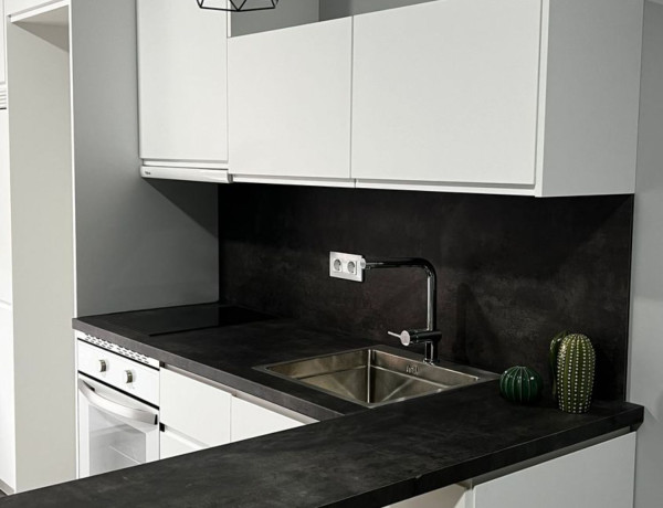 First floor for sale in Calle de Castilla, 23, Pinto thumbnail 1