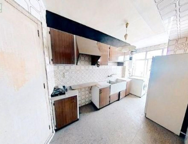 Продажа квартиры в  L'Olivereta , València photo 2
