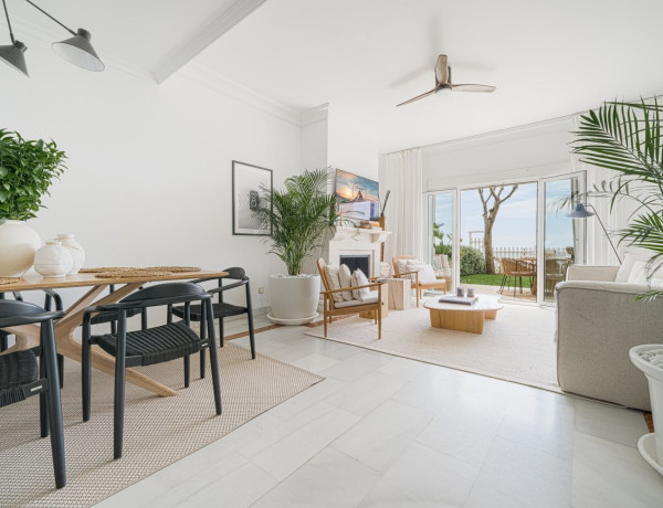 Chalet adosado en venta en Benamara - Atalaya , Estepona thumbnail 2