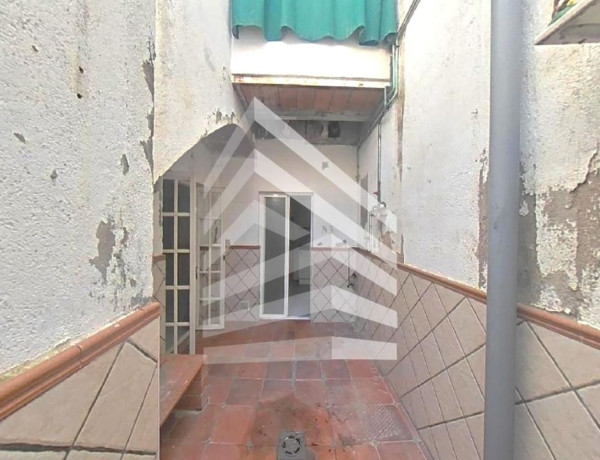 Bajo en venta en Calle Torrent de la Pólvora, Mataró photo 1