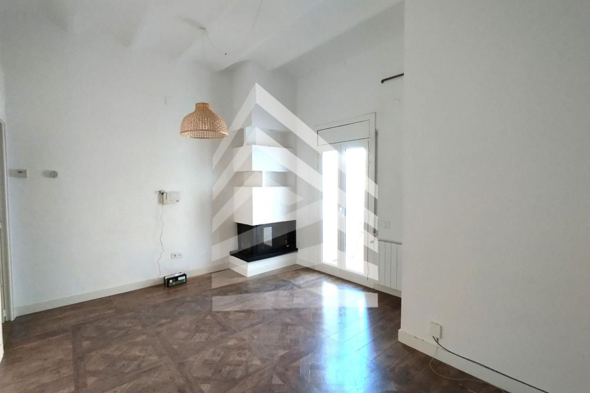 Продажа квартиры на Calle Lluís Millet, Эль-Маснуа
 photo 3