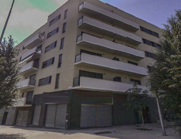 Piso en venta en  Calle del Camí Vell de Santpedor, 9, Manresa photo 1