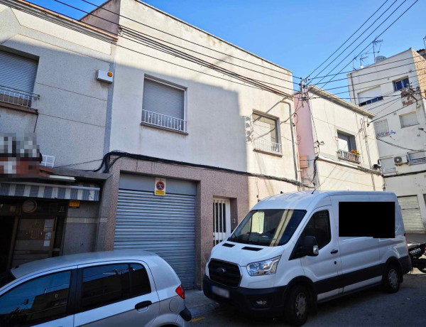 Bajo en venta en  Calle de Gandia, 31, Terrassa photo 2