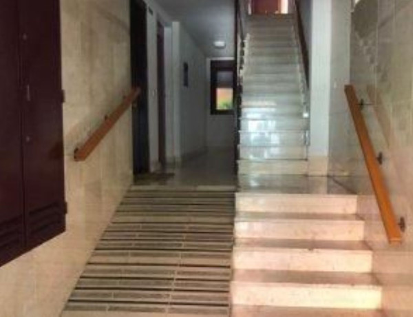 Duplex en venta en Calle de las Nieves, Leganés thumbnail 2