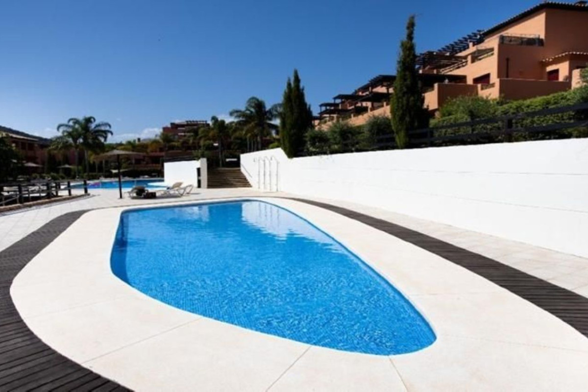 Sprzedaż mieszkania w Urb Casares Golf Garden s/n, Casares
 photo 4