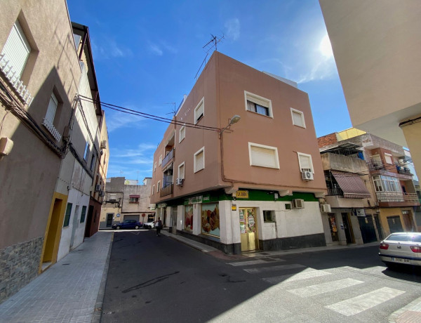Piso en venta en  Calle Mimbrero, Badajoz photo 1