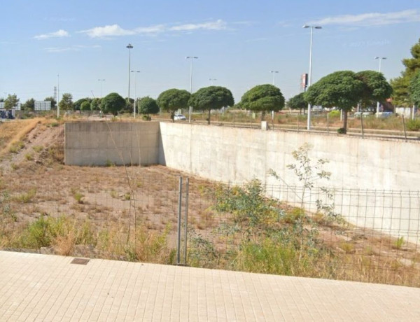 Terreno en venta en avenida de la Mallada, 4 thumbnail 1