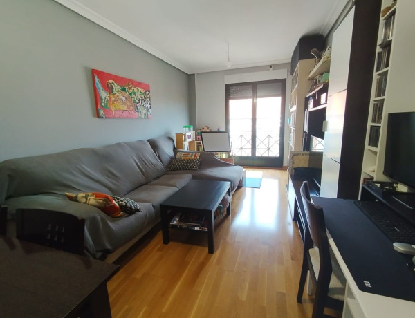 Piso en venta en La Salle - Vistahermosa , Salamanca photo 1