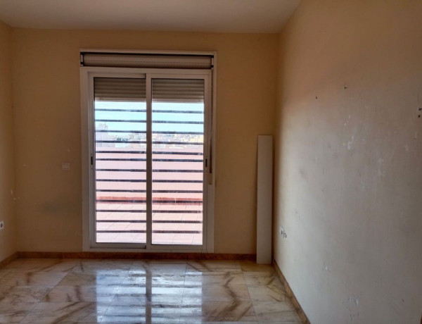 Piso en venta en  Calle Romanilla, 19, Roquetas de Mar photo 4