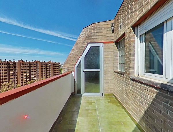 Piso en alquiler en Miraflores San Jose , Zaragoza thumbnail 2