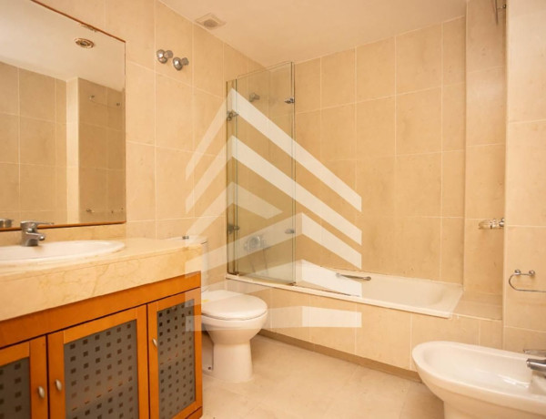 Chalet independiente en venta en Calle de la Torrassa, Sant Vicenç de Montalt thumbnail 1