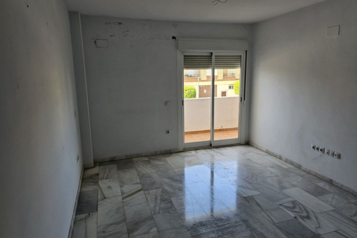 Piso en venta en avenida Juan Carlos I, 25, Fernan Nuñez
photo 5