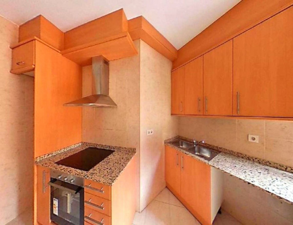 Chalet adosado en venta en  Calle del Tossalet dels Dolors , Manresa photo 3