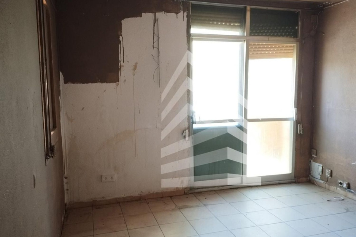 Venta de piso en Calle del Poeta Josep Punsola, Mataró
photo 1