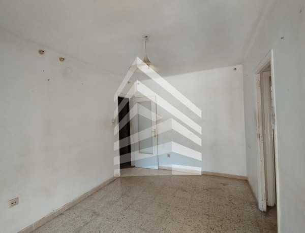Piso en venta en  Calle del Poeta Josep Punsola, Mataró photo 4
