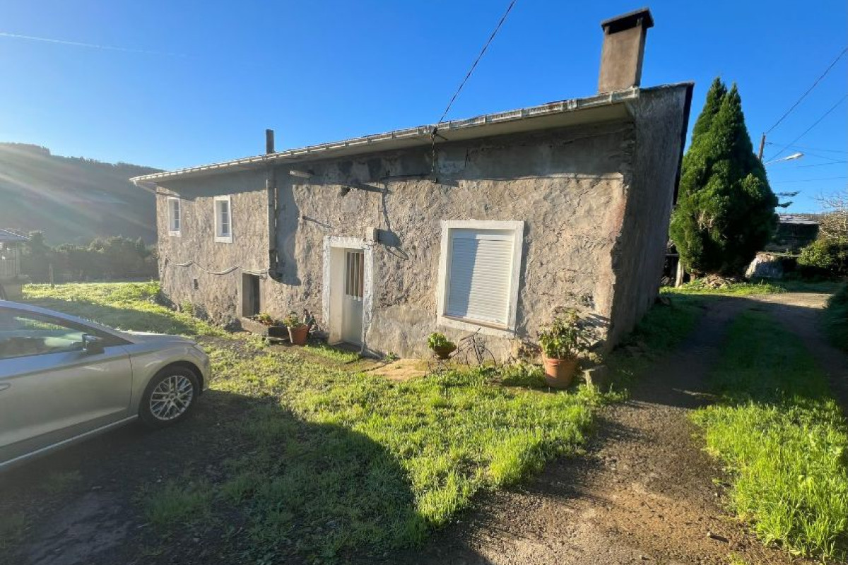 Properties for sale and rent in Spain photo 1
