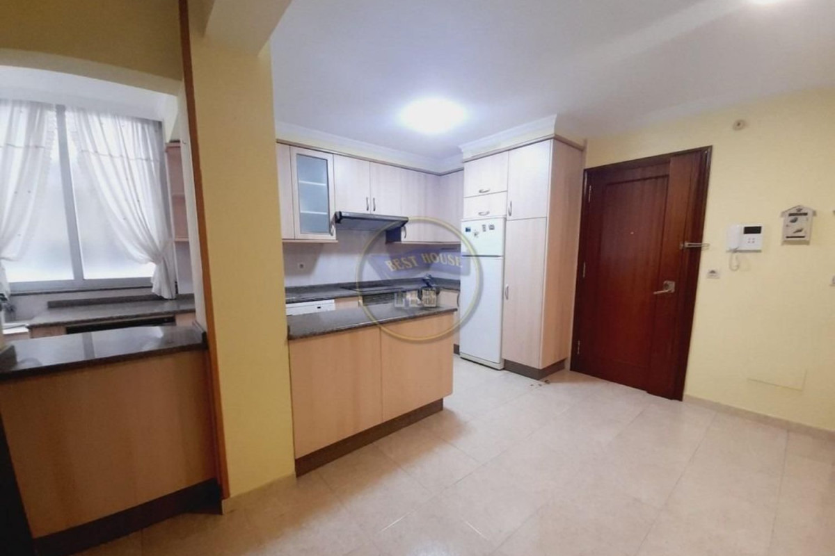 Sale of apartment in Urban center, Vigo
 photo 5