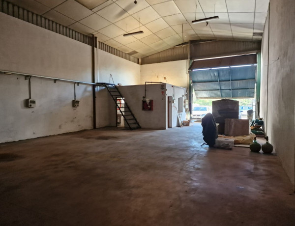 Nave en venta en avenida Alcalde Cantos Ropero photo 1