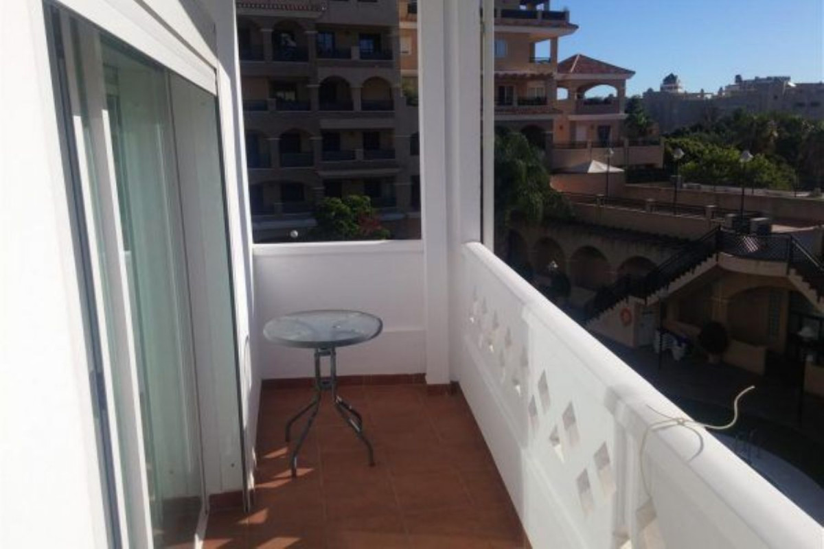 Sprzedaż mieszkania w Calle Príncipe Faisal de Arabia Saudi, Torremolinos
 photo 4