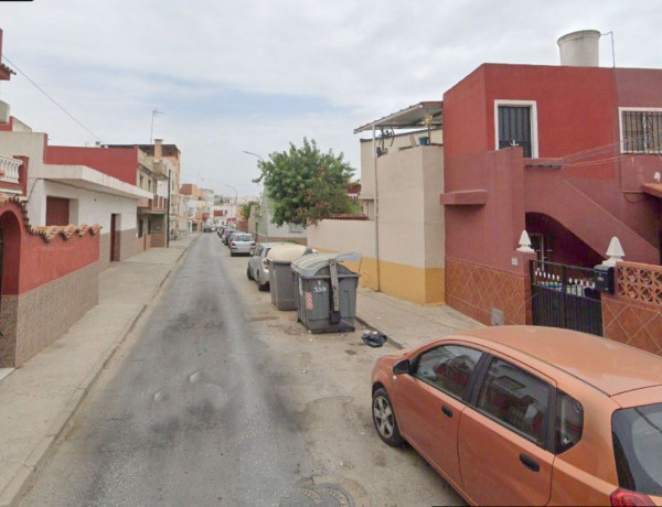 Таунхаус на продажу в Jabalón , Algeciras photo 1