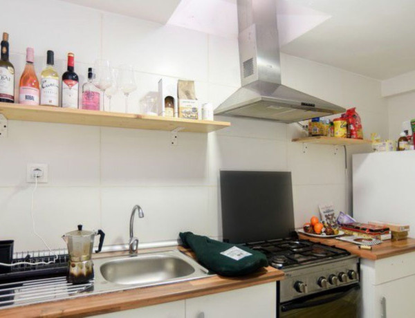 Penthouse for sale in  Calle de Les Escodines, Manresa photo 2