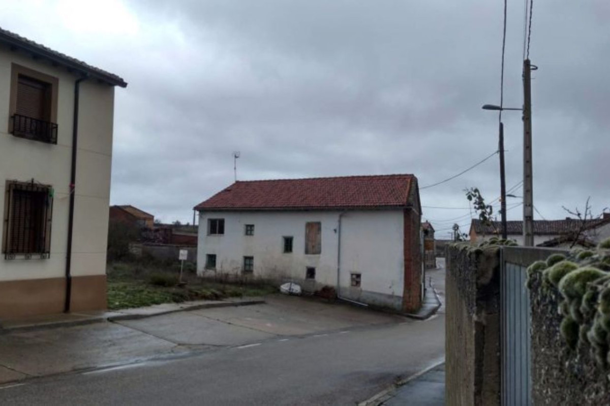 Land for sale in Payo de Ojeda, Palencia photo 4