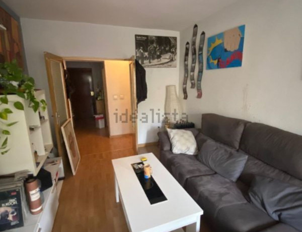 Apartment for sale in  Calle del Doncel, Alcalá de Henares photo 1