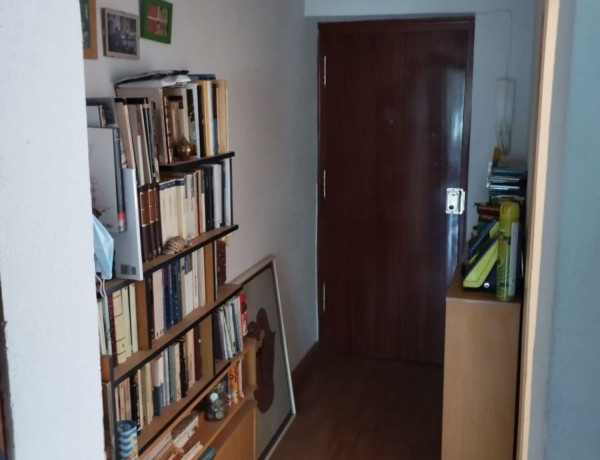 Apartment for sale in  Calle del Doncel, Alcalá de Henares photo 3