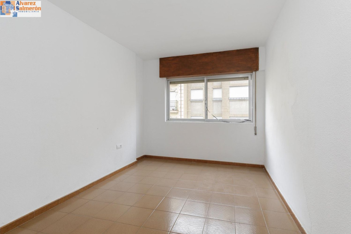Piso en venta en calle Doctor Prados Picazo, Atarfe
photo 5