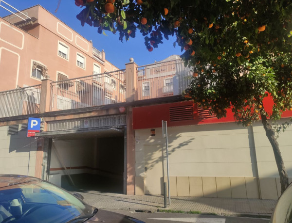 Garaje en venta en  Calle utrera , Distrito Sector sur - Santa Cruz photo 3
