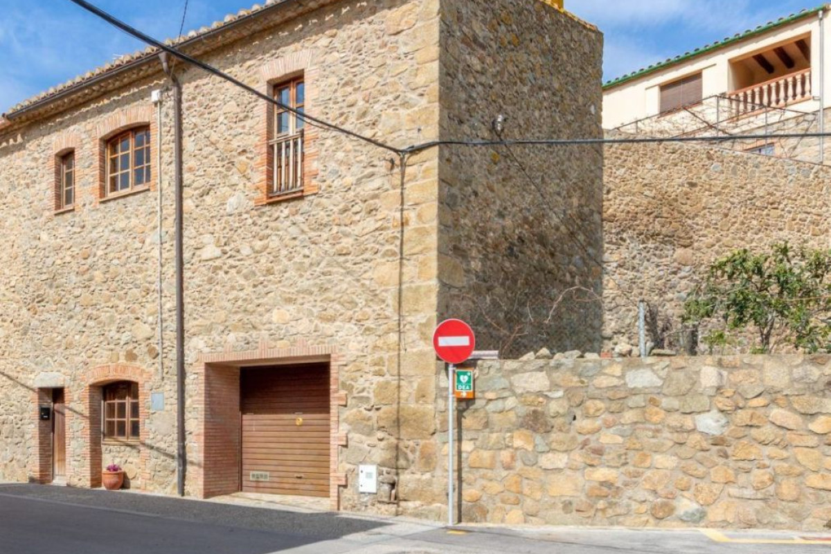 Venta de chalet adosado en , Cantallops photo 1