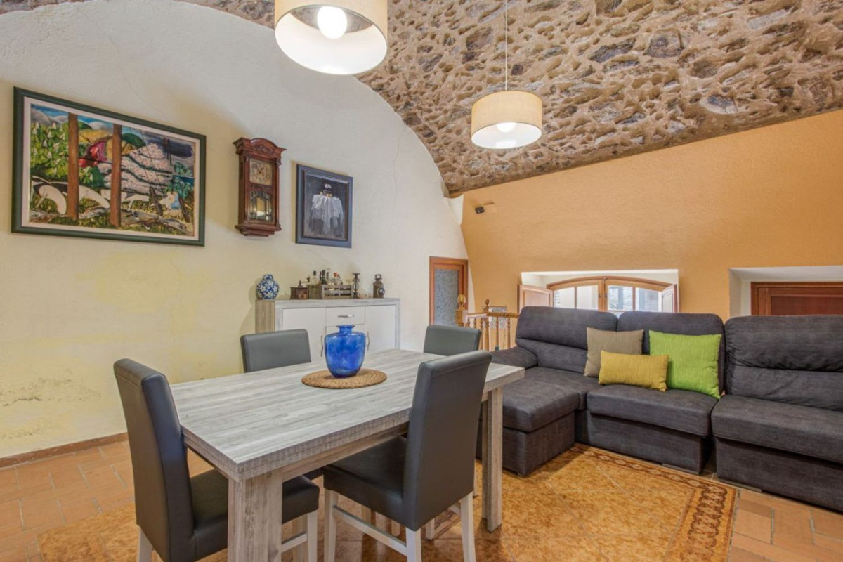 Venta de chalet adosado en , Cantallops photo 5