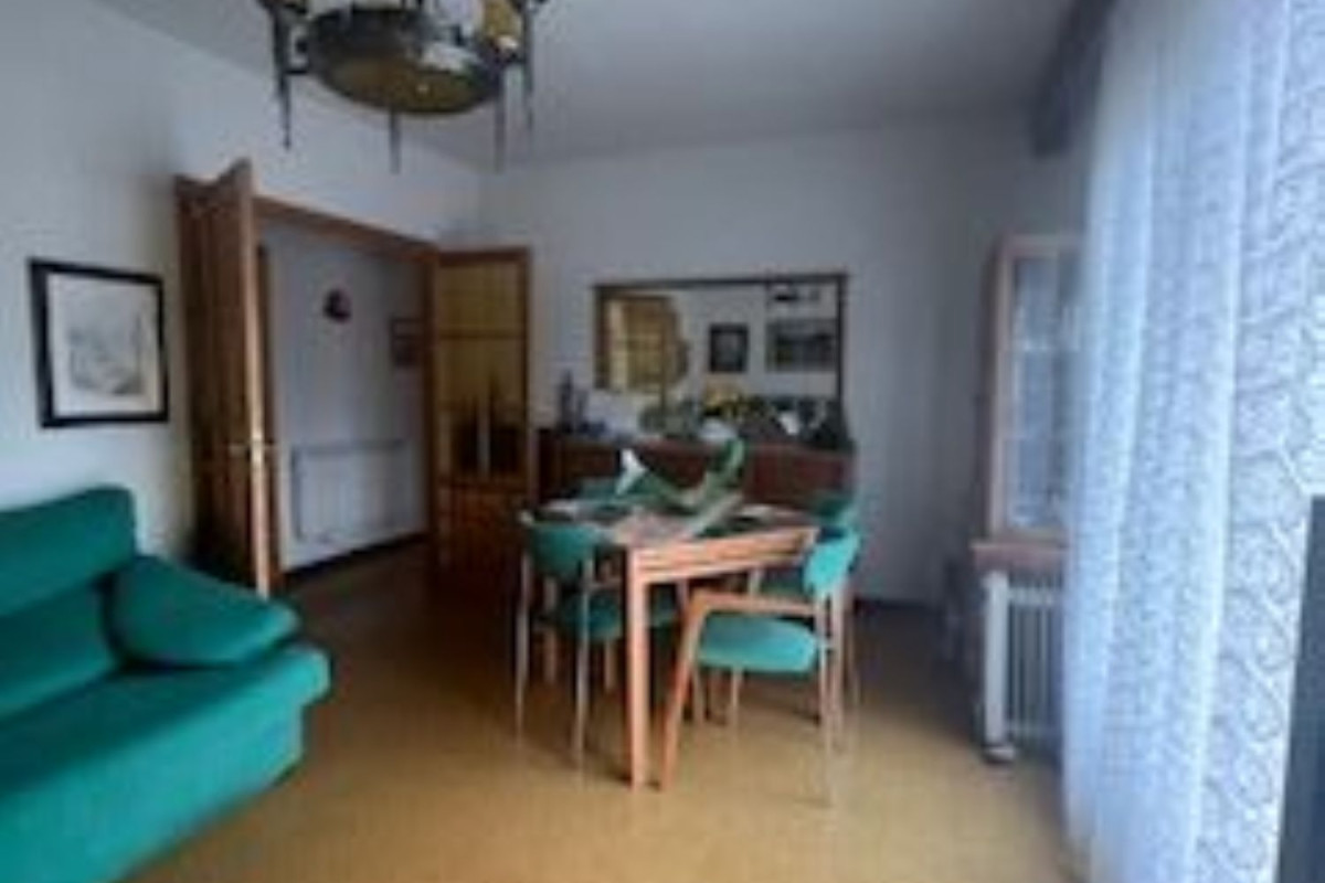 Venta de chalet adosado en , El Hoyo de Pinares photo 5